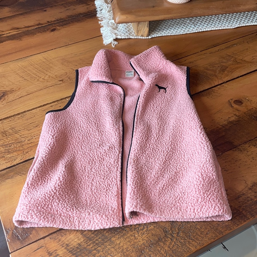 Guc Sherpa pink brand vest super comfy, stretchy